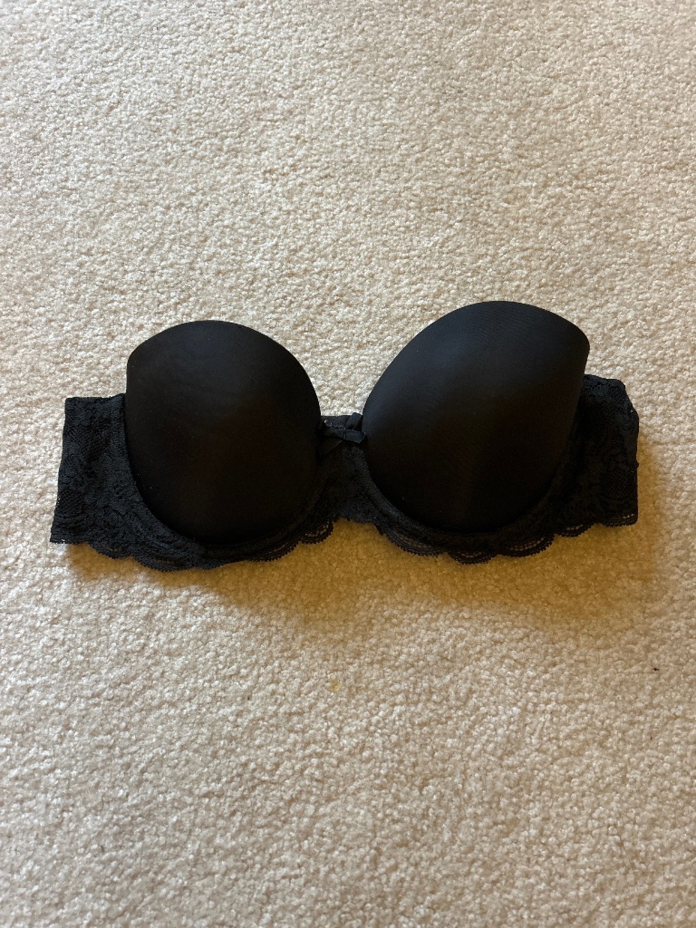 Black strapless 34B Victoria’s Secret bra